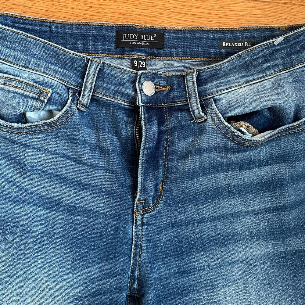 Judy Blue Medium Wash Relaxed Fit Women's Jeans